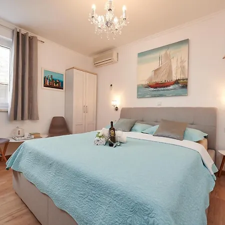 Rooms Antonio 3* Trogir